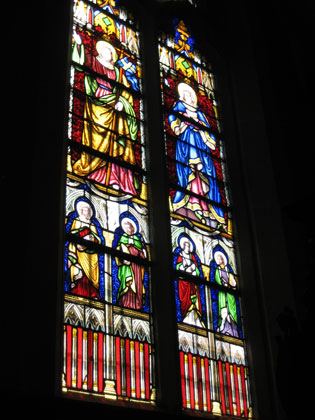 Jean-Baptiste et la Vierge, vitrail datant du 18ème siècle (JPG)